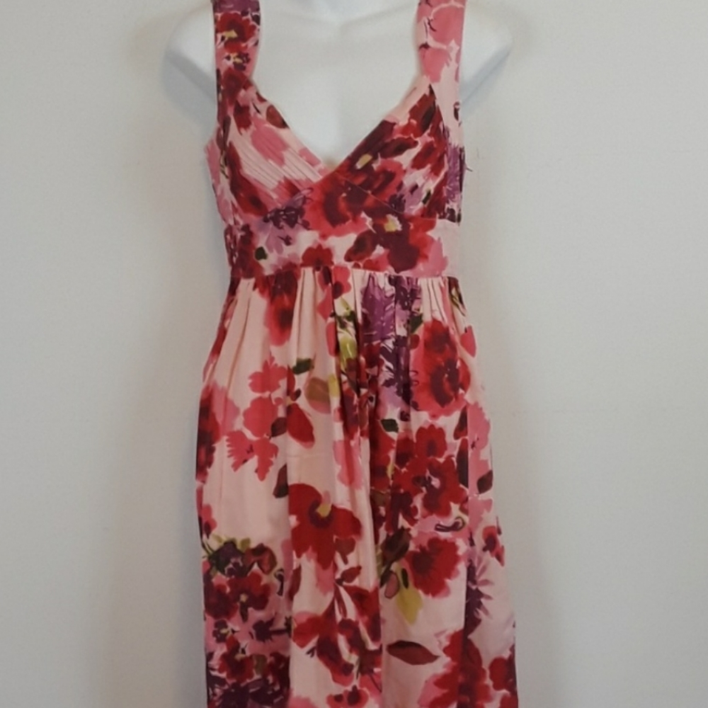 Gorgeous soft & flowy flowered dress